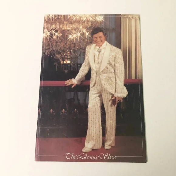 Vtg 80s  The Liberace Show Souvenir Concert Program - Picture 1 of 16